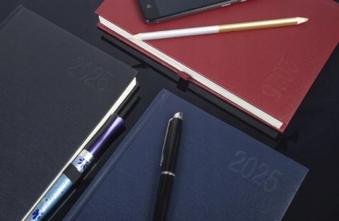 Kalendarz książkowy A5 2026 dzienny dla biznesmenów Opus Merkury Czarny Kalendarz książkowy A5 2026 dzienny dla biznesmenów Opus Merkury Czarny