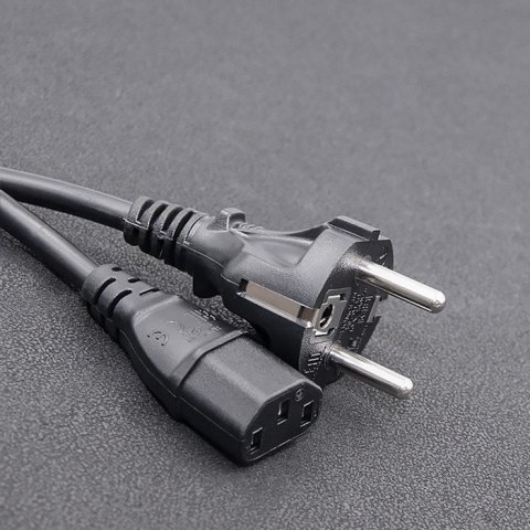 Qoltec Kabel zasilający IEC C13/SCHUKO | 3x0.75mm² | 1.8m