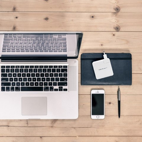 Qoltec Ładowarka GaN FAST 108W | 5-20V | 3-4.7A | USB C | Laptop | Smartfon | Biała