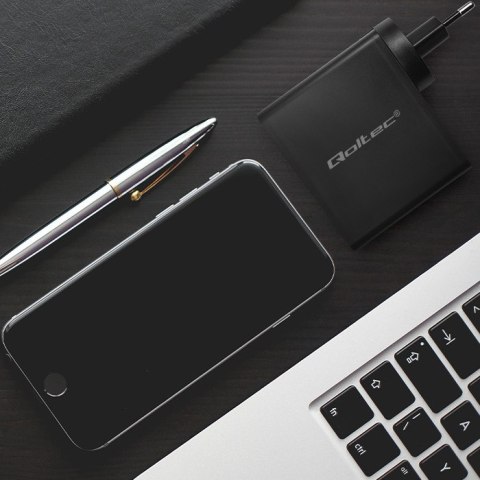 Qoltec Ładowarka GaN POWER PRO | 2xUSB-C | 2xUSB | 130W | 5-20V | 1.5-5A | PD | Laptop | Smartfon | Czarna
