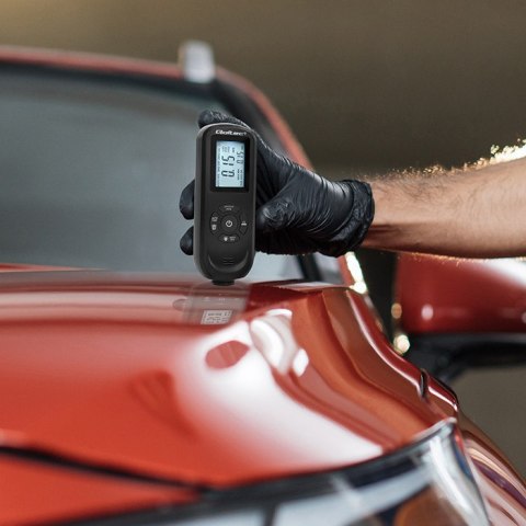 Qoltec Miernik grubości lakieru z podświetlanym bocznym wyświetlaczem LCD | 0 ~ 2000um