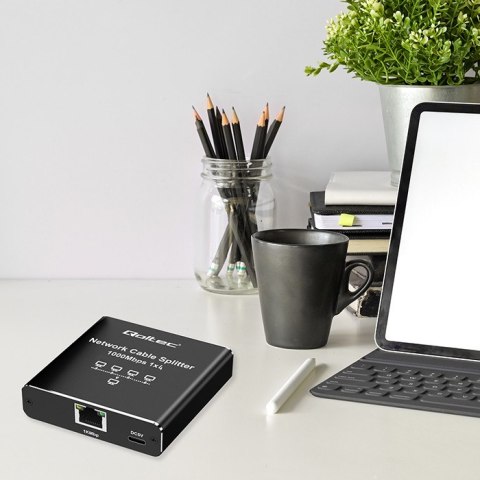 Qoltec Rozdzielacz Splitter Ethernet mini SWITCH 1x4 RJ45 | 1000Mb/s | USB-C | Aluminium