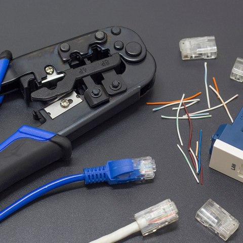 Qoltec Kabel Patchcord sieciowy skrętka UTP| Miedziany Cu |CAT6 | High speed 1Gb/s | LAN | 50m | szary