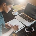 Qoltec Filtr prywatyzujący RODO do MacBook Pro Touch Bar 13.3" (2016-2018) | Ochrona wzroku
